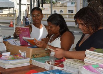 18ª edição da Feira do Livro Usado é iniciada e oferece economia de até 80%