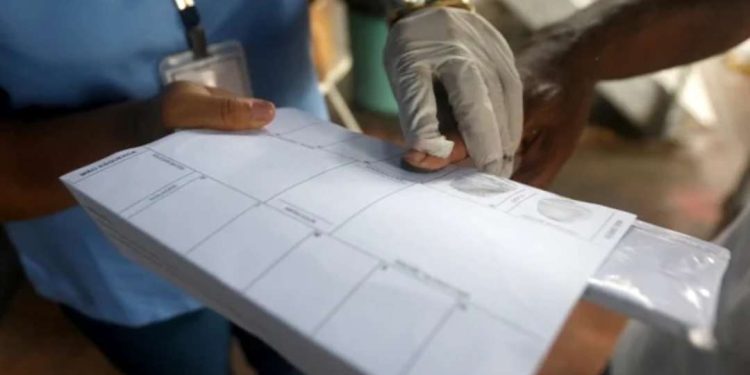 Carteira de Identidade Nacional só poderá ser feita a partir de maio na Bahia