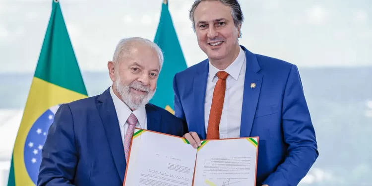 Lula sanciona lei que cria poupança para estudantes do ensino médio