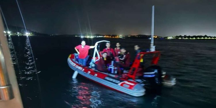 Sobe para 8 o número de vítimas de naufrágio em Madre de Deus; corpo de criança de 6 anos é encontrado