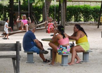 Praças, parques e ciclovias são opção de lazer do feirense nas férias