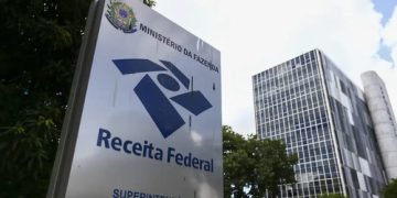 Contribuinte tem até 1º de abril para pagar à Receita Federal débitos com 100% de desconto em juros e multas