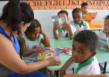 Prefeitura de Feira monta esquema de atendimento especial para período de matrículas