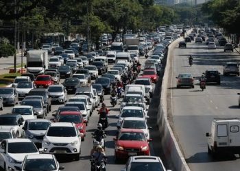 Motoristas das categorias C, D e E têm novos prazos para regularizar exame toxicológico