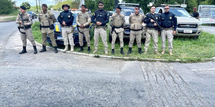 Operações Integradas entre PRF e Polícia Rodoviária Estadual intensificam as fiscalizações nas estradas da Bahia
