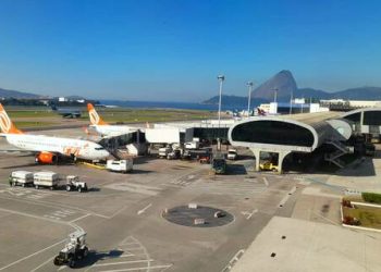 Feriado de carnaval: estradas, aeroportos e economia movimentadas