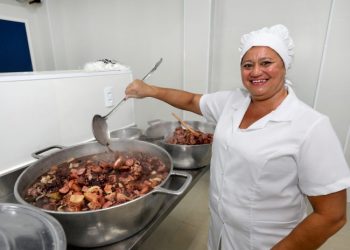 Escolas estaduais terão R$ 410 milhões destinados para a alimentação escolar, em 2024