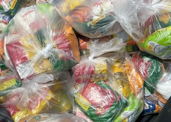 Prefeitura de Feira já distribuiu mais de mil cestas de alimentos a famílias atingidas pelas chuvas