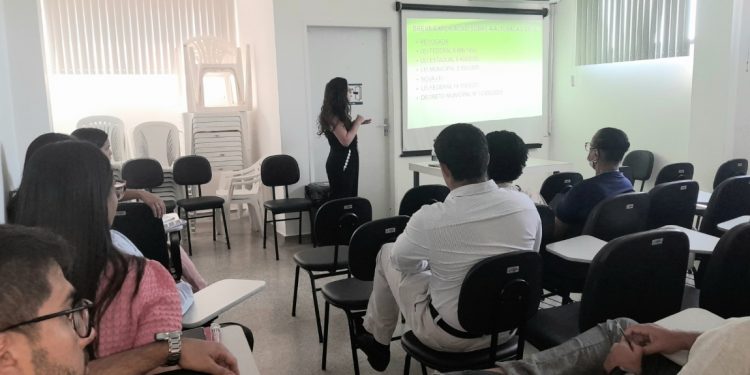 Fundação Hospitalar prepara funcionários para aplicação da nova lei de licitação