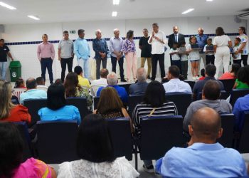 Inauguração da maior escola da rede municipal marca início do ano letivo