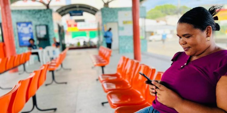 Terminais de transbordo e estações BRT disponibilizam Wi-Fi gratuito do Feira Digital