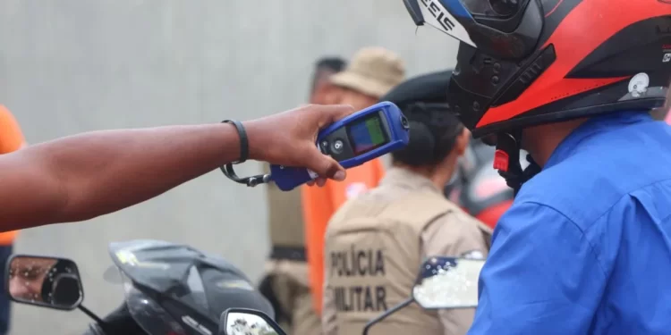 Operação Lei Seca autua mais de 100 condutores em três dias em Salvador