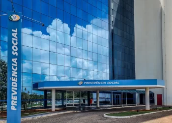 INSS convoca 4,3 milhões de pessoas para fazer prova de vida