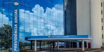 INSS convoca 4,3 milhões de pessoas para fazer prova de vida