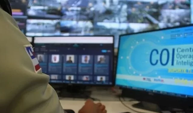 Homem é flagrado por câmeras de monitoramento em Feira de Santana