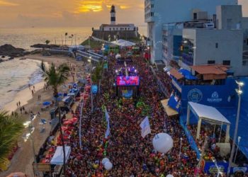 Bahia recebe 3 milhões de turistas no período de Carnaval