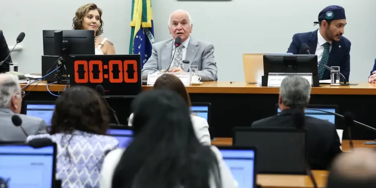 Comissão aprova imunidade tributária para entidades religiosas