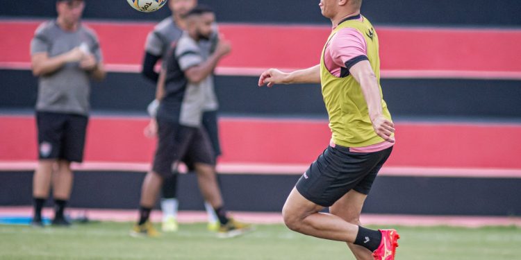 Vitória visita a Juazeirense nesta quarta pelo Nordestão