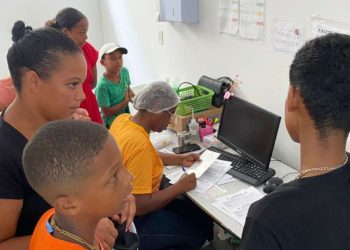 Feira: mais de 730 crianças foram imunizadas contra a dengue e vacinação continua nesta segunda-feira