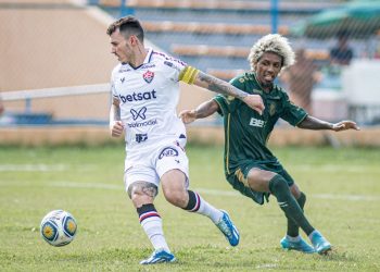 Vitória empata com Altos-PI pela estreia da Copa do Nordeste