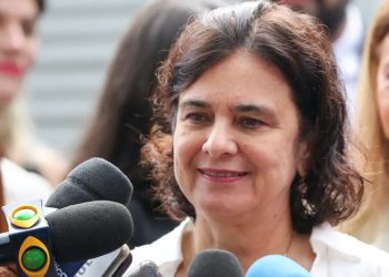 Governo quer mobilizar 25 milhões de estudantes para combater a dengue