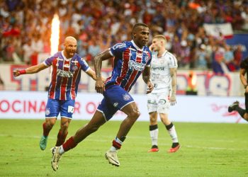 Bahia vence o Vitória de virada e garante classificação para próxima fase do Nordestão
