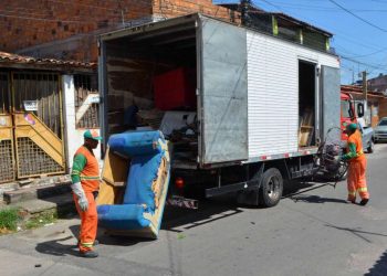 Bota-Fora contra a dengue recolheu mais de 2 toneladas de lixo em Humildes e Rua Nova