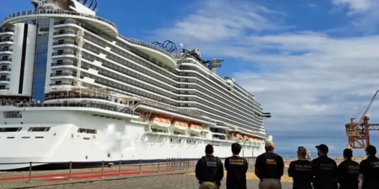 Duas pessoas são presas com 28 kg de cocaína em um navio de cruzeiro na Bahia