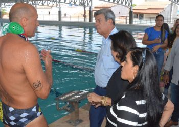 Primeira escola pública da Bahia com piscina olímpica é entregue à comunidade