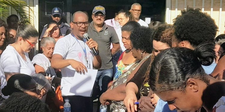 Cirurgias de mamas gigantes: Hospital da Mulher convida aprovadas em triagem para reunião