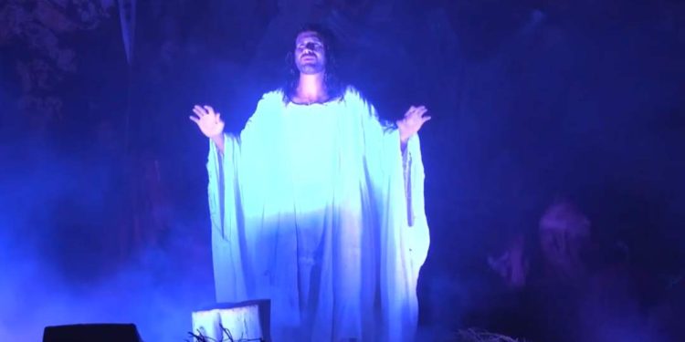 Espetáculo Paixão e Morte de Cristo é realizado neste fim de semana em Feira