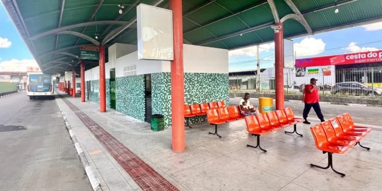 Terminal Norte na Cidade Nova ganha nova pintura