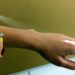 Prevenção contra a dengue: saiba como funciona e como usar repelentes