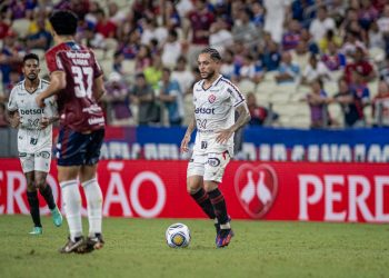 Vitória vence o Fortaleza e volta ao G-4 do Grupo A da Copa do Nordeste