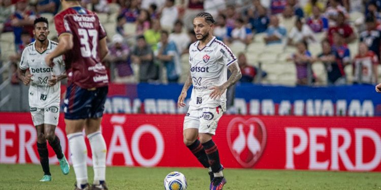 Vitória vence o Fortaleza e volta ao G-4 do Grupo A da Copa do Nordeste
