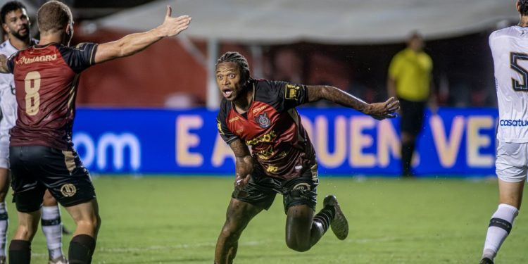 Vitória vence o Treze-PB mais é eliminado da Copa do Nordeste