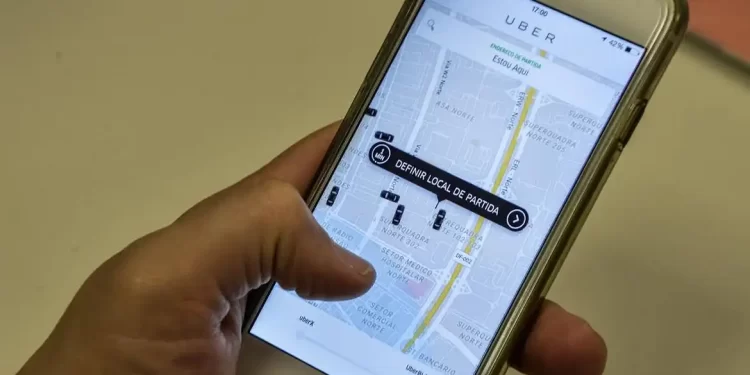 Uber pede ao STF suspensão de processos sobre vínculo trabalhista