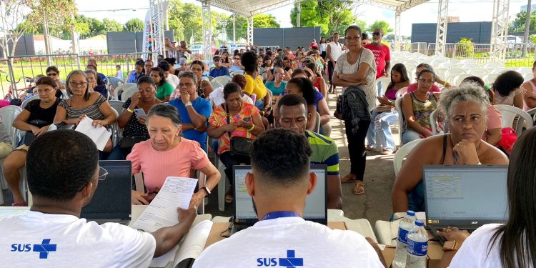 Santa Casa de Feira leva atendimento em oftalmologia para Feira Saúde Mais Perto, em Santo Antônio de Jesus