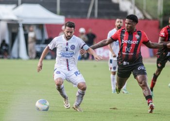 Vitória e Bahia empatam no Barradão em jogo pelo Brasileirão