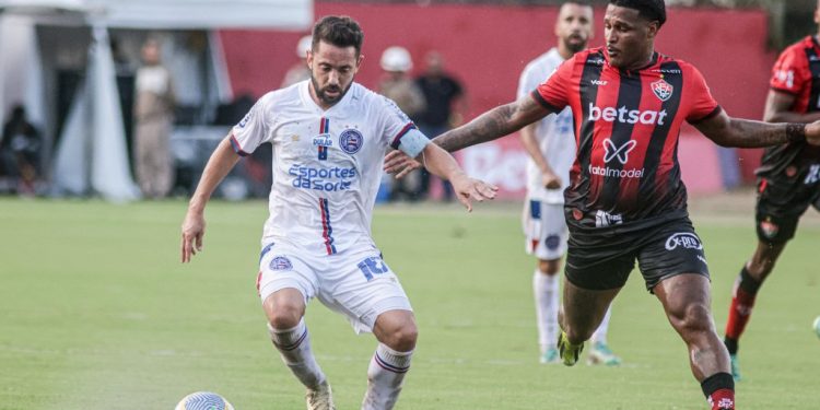 Vitória e Bahia empatam no Barradão em jogo pelo Brasileirão