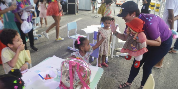 Pais são orientados sobre a prevenção de abuso exploração sexual de menores