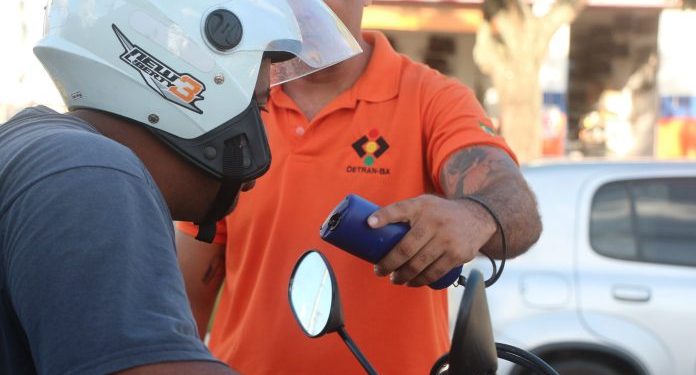 Detran-BA leva educação, segurança e conscientização para Micareta de Feira