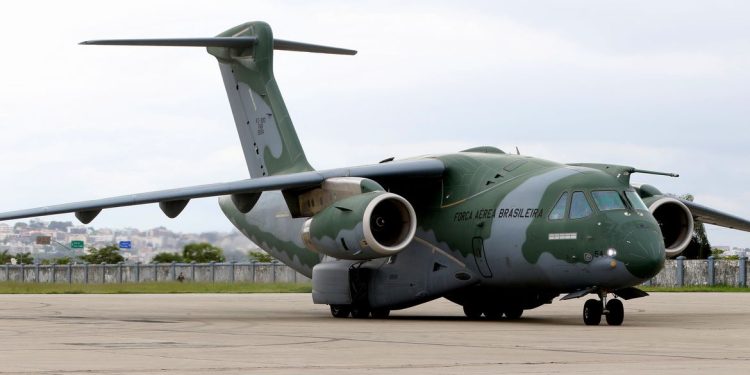 FAB diz estar de prontidão para resgatar brasileiros no Oriente Médio