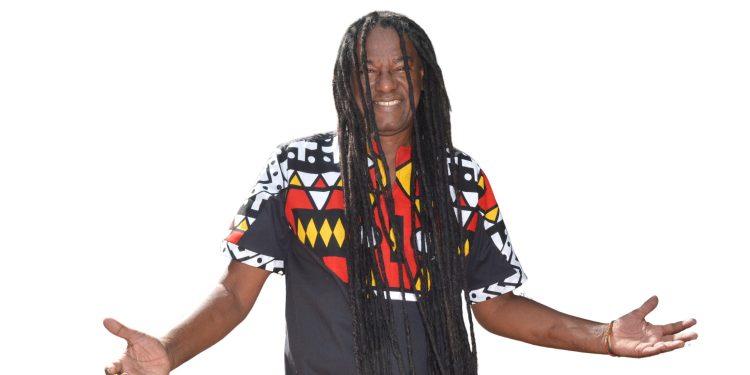 Gilsam agita Mercado de Arte Popular no sábado pré micaretesco em Feira de Santana