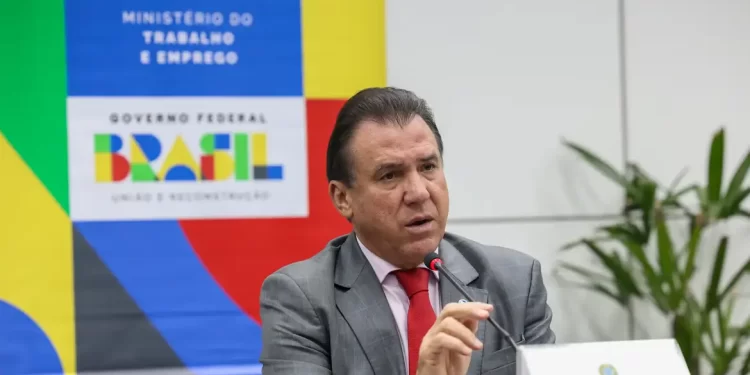 Empresa que omitir dados sobre igualdade salarial será fiscalizada