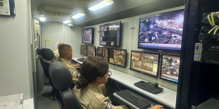 Videomonitoramento do Comando de Policiamento da Região Leste garante segurança na Micareta