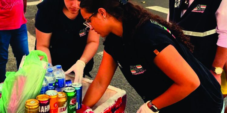 Procon e Vigilância Sanitária apreendem e descartam bebidas impróprias para consumo