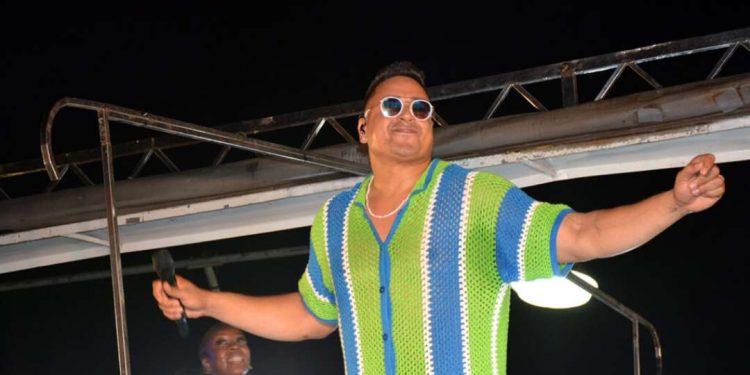 Xanddy, Psirico e mais: veja atrações do 2º dia da Micareta de Feira