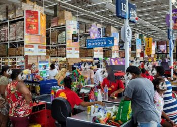 Aumento de imposto afeta bebidas alcóolicas e produtos de mercearia