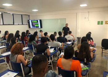 MedClass: revisão gratuita prepara vestibulandos para prova da Medicina